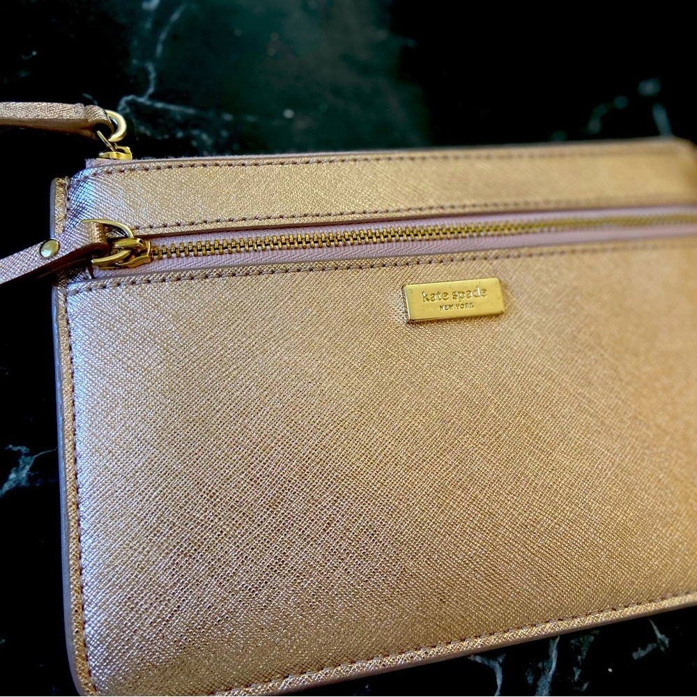 Kate Spade New York Laurel Way Tinie Leather, Rose Gold, Elegant, Fancy Wrislet